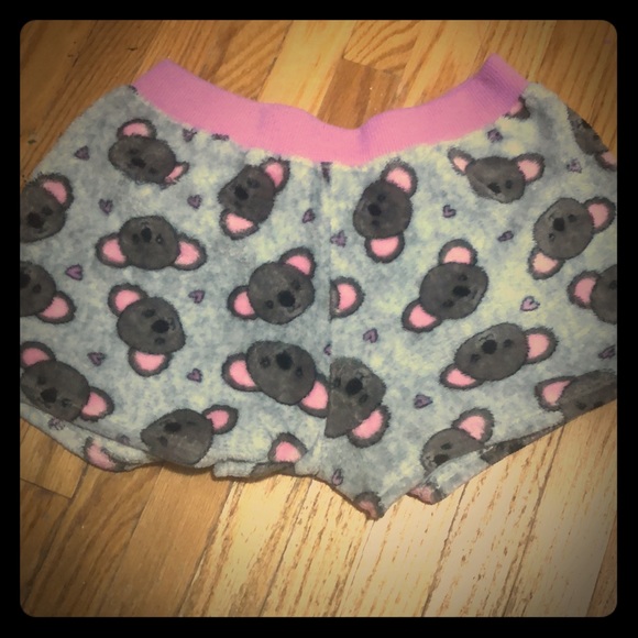 Shorts - Picture 1 of 3